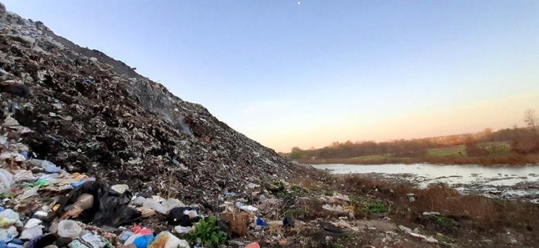 Water and air pollution from Makukhisky landfill, Ukraine