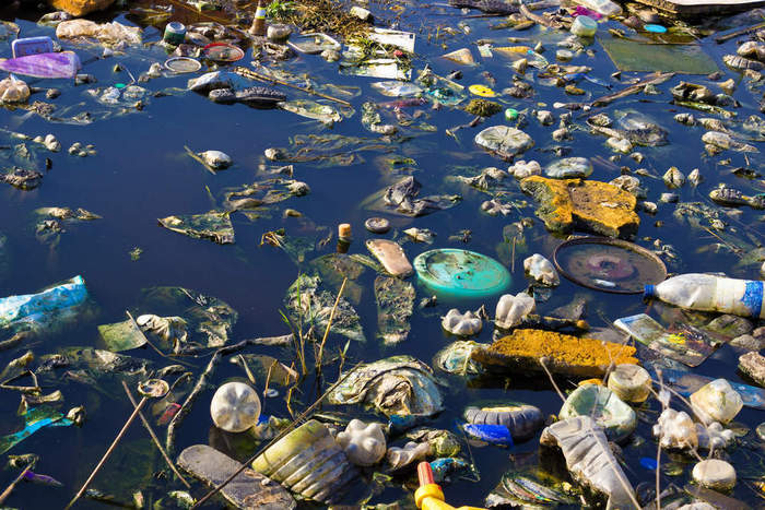 The Yangtze deposits 55% of all river marine plastic pollution
