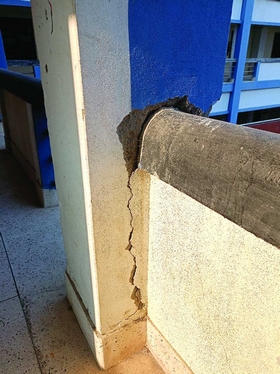 crack on the wall