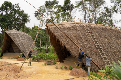 Warka water tower construction