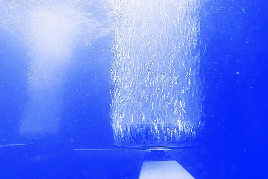 Bubbling ozone gas through wastewater is one way to neutralise micropollutants – a growing environmental threat.