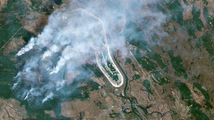 Chernobyl wildfire highlights a dangerous tradition