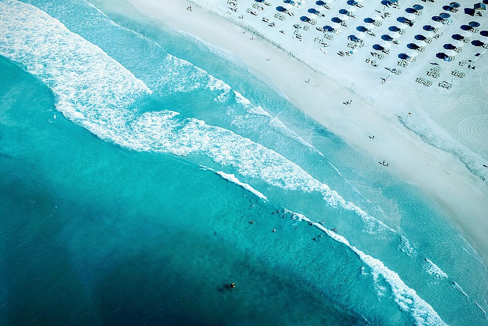 Coastline (Unsplash).jpg
