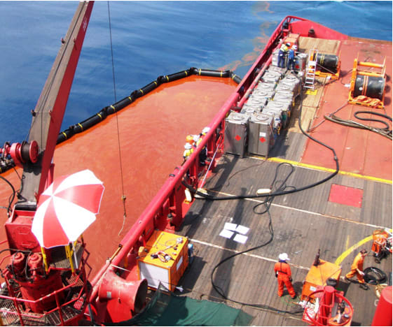Rescuers after the Montara oil spill incidence