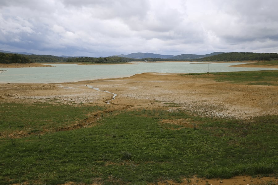 Lake Montbel (Fr. Lac de Montbel)