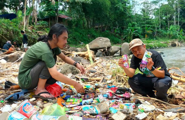 Micro-plastic contamination in Indonesia's rivers