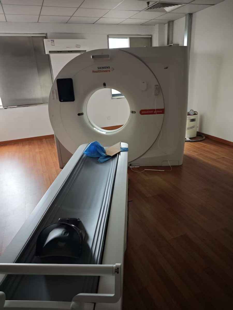 32 Slice Siemens CT SCANNER - Image 1