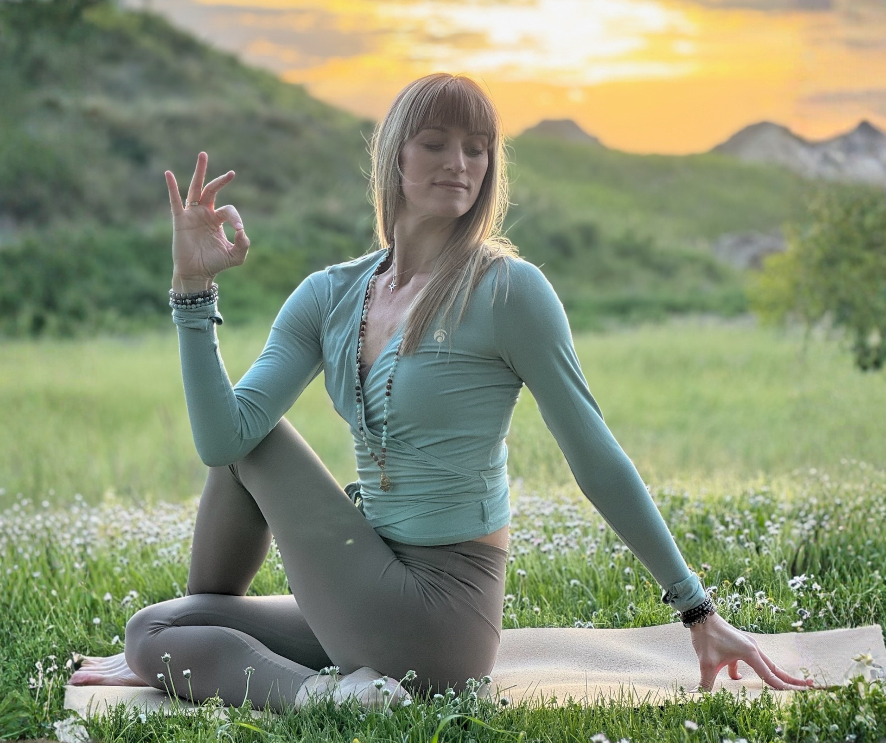 Anatomia, biomeccanica e fisiologia nel metodo Let it Yoga Flow