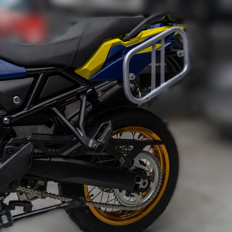 Suzuki V-Strom 800de Saddle Stay | Motoioi