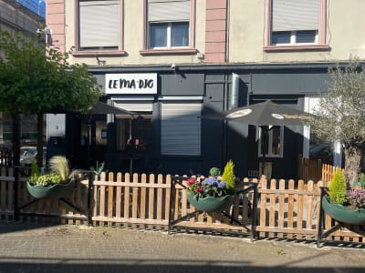 EXCLUSIF - 3 Murs Occupés Avec Extraction Ould-Chikh (Cuisine Artisanal) / Le Ma'Djo / The Smash Burger à 9% de rentabilité à Forbach - Image 1