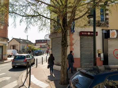 Off market · Murs occupés bar PMU licence IV avec extraction · Aubervilliers (93) · Rentabilité 7,74 % - Image 1