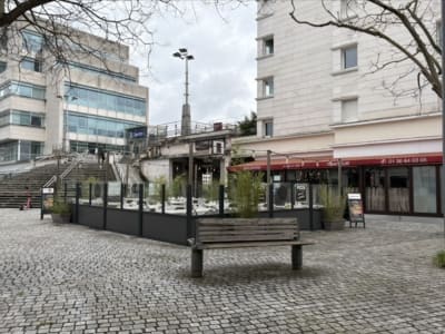 OFF Market - Restaurant Traiteur avec extraction - Montigny Le Bretonneux - Renta : 7,29% - Image 1