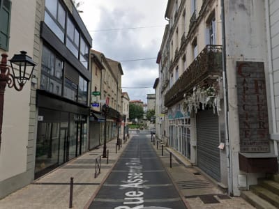 OFF Market - Poissonnerie depuis 2020 - Mazamet - Renta : 9,50% - Image 1