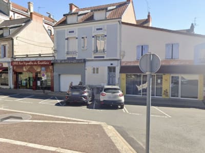 OFF Market - Boulangerie + Appartement indépendant - Montluçon - Renta : 9,1% - Image 1