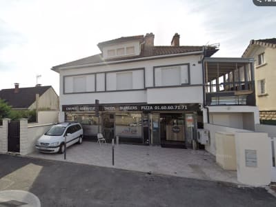 Mandats exclusif - Portefeuille Pizzeria + Garage - Combs-la-Ville - Renta: 9% - Image 1
