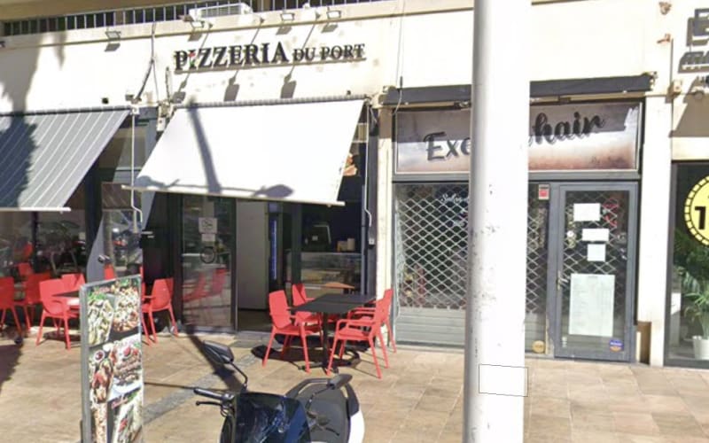 Photo 1 - OFF Market - 2 Murs commerciaux - Pizzeria avec extraction - Toulon - Renta : 7,5%
