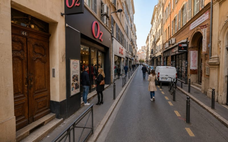 Photo 1 - Off market · Murs occupés magasin de prêt-à-porter · Marseille 1er (13) · Rentabilité 11,01 %