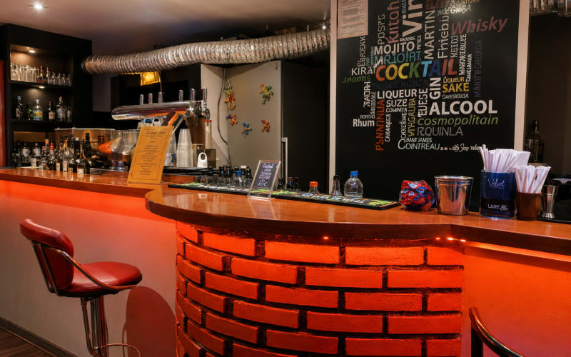 Photo 3 - Off market · Murs occupés bar licence IV · Paris 1er · Rentabilité 6,8 %