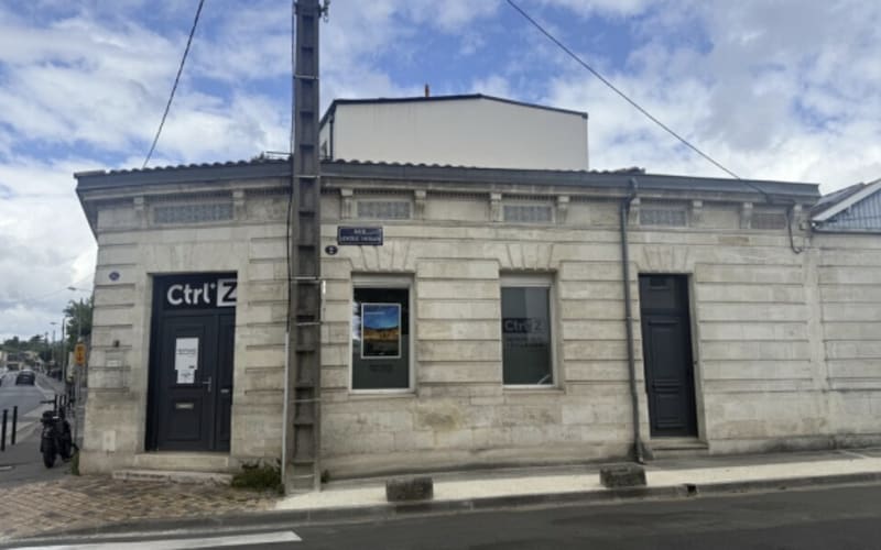 Photo 1 - OFF Market - Grand groupe - Centre laser CtrlZ - Bordeaux - Renta 7,5%