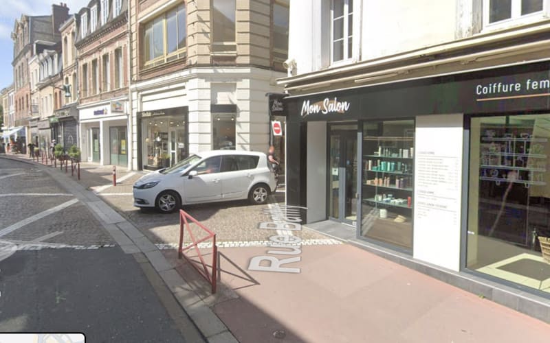 Photo 1 - OFF Market - Salon de coiffure depuis 10 ans  - Fécamp - Renta : 8%