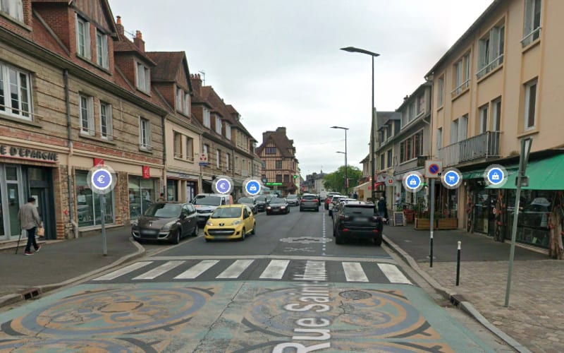 Photo 1 - Murs occupés - Fromagerie - Emplacement premium Pont L’évêque - Renta : 8,59% post rév