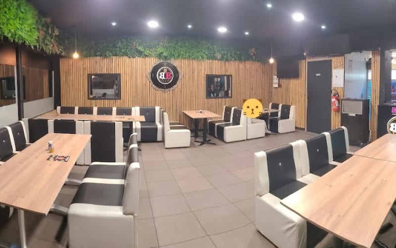 Photo 2 - OFF Market - Fast Food avec extraction - Boulogne sur Mer - Renta : 8,5%