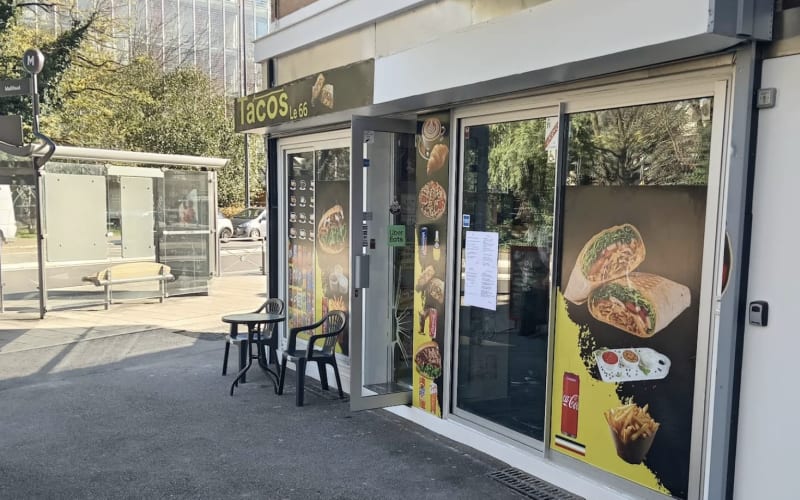 Photo 2 - EXCLUSIF - Murs Occupés Extraction Pizzeria, Pizza Le66, à 8,5% de rentabilité à Grenoble