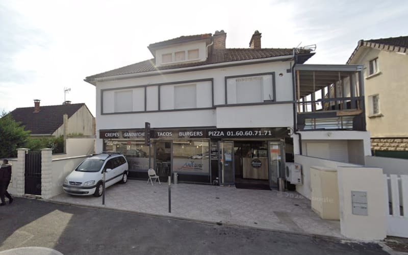 Photo 1 - Mandats exclusif - Portefeuille Pizzeria + Garage - Combs-la-Ville - Renta: 9%