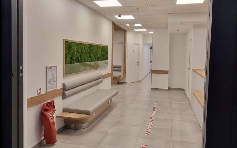 Photo 3 - EXCLUSIF - Murs Occupés Locataire Premium Centre de Santé Bagnolet Dans le Centre Commercial Bel Est 7,71%