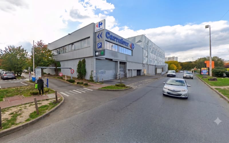 Photo 1 - 3 Murs Occupés Locataires Primes Enseigne Nationale Générale d’Optique, Audition Conseil, La Romainville, Baux ferme de 6 ans à 8,5% de rentabilité à Boussy-Saint-Antoine