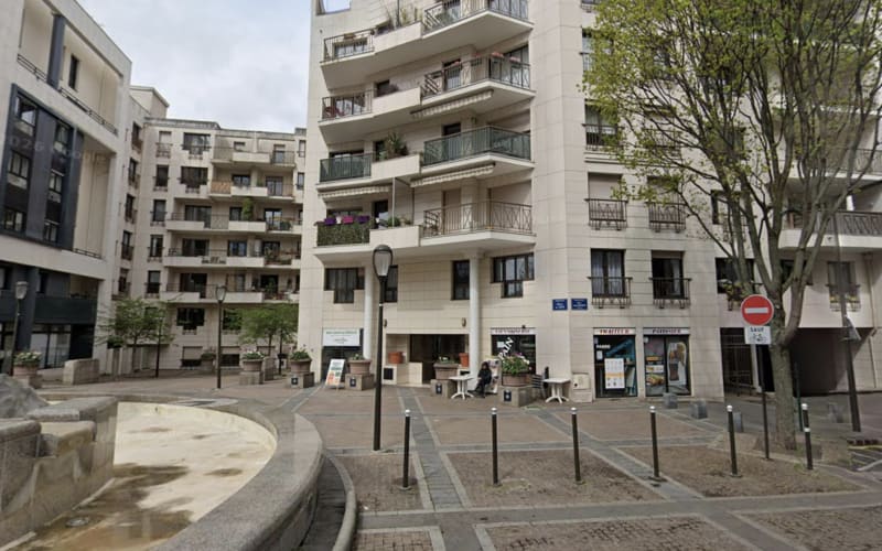 Photo 1 - Off market · Murs occupés commerce de fauteuils roulants innovants · Boulogne-Billancourt (92) · Rentabilité 7,01 %