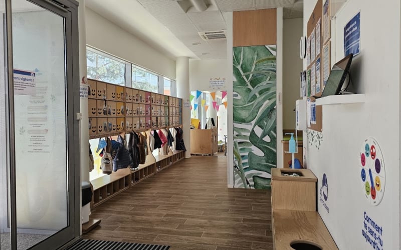 Photo 2 - Off market · Murs occupés crèche, groupe national · Saint-Étienne (42) · Rentabilité 8,01 %