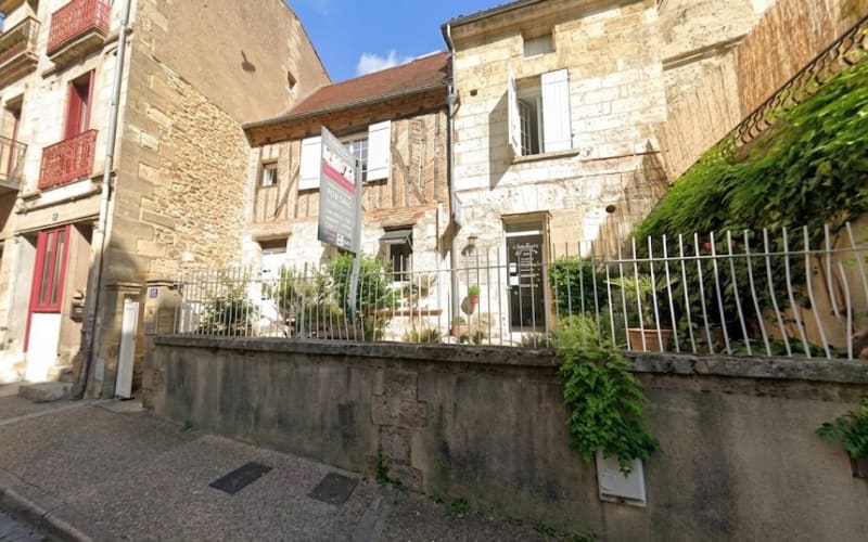 Photo 1 - Off market · Murs occupés institut de beauté, locataire historique en hypercentre · Bergerac (24) · Rentabilité 8,39 %