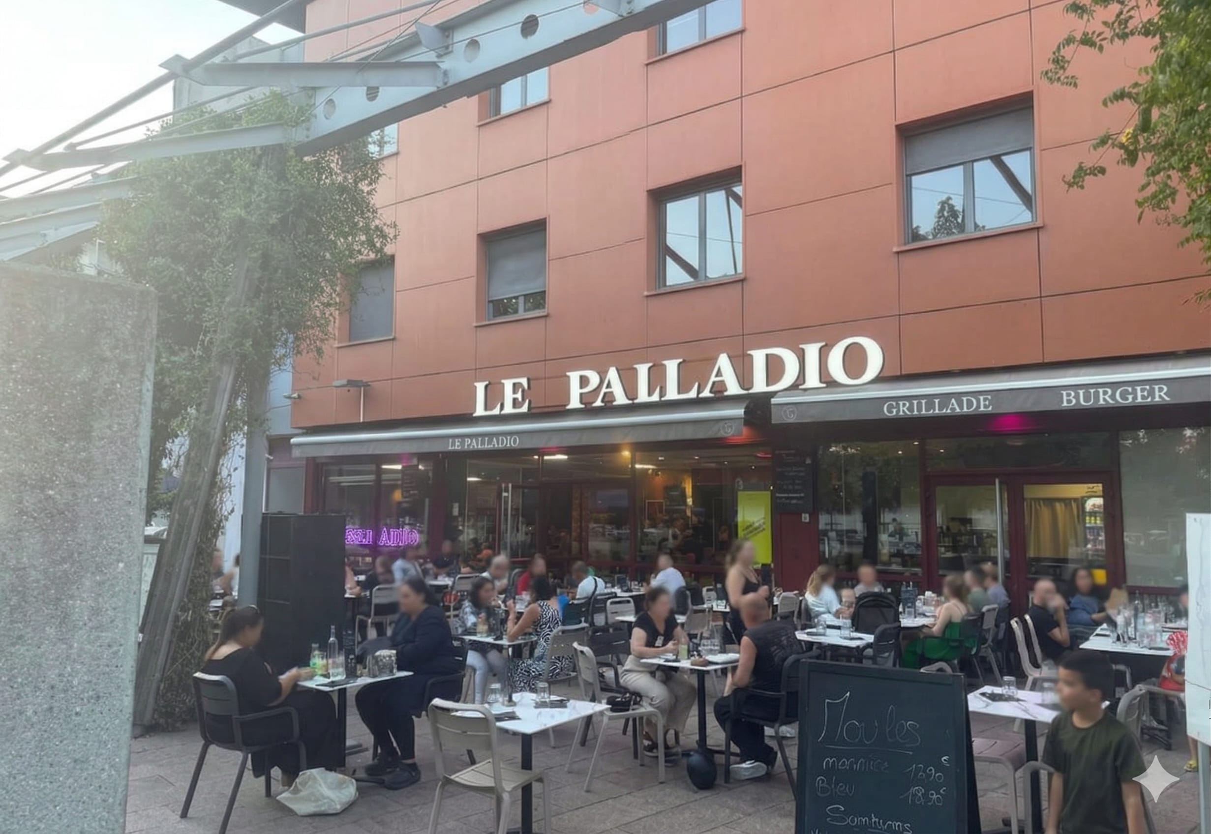 Photo 1 - OFF MARKET Murs occupés Le Palladio Échirolles