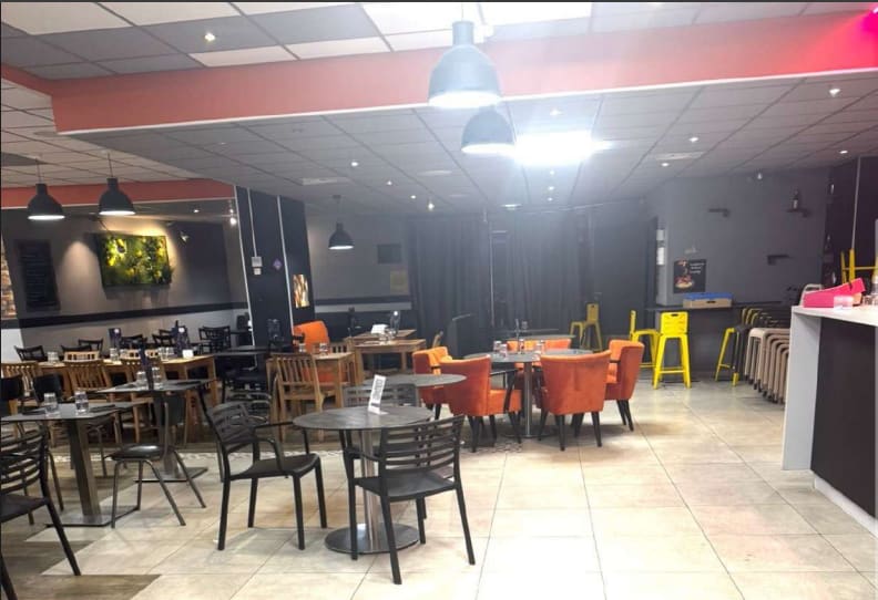 Photo 2 - OFF MARKET Murs occupés Le Palladio Échirolles