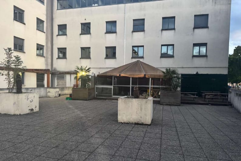 Photo 3 - OFF MARKET Murs occupés Le Palladio Échirolles