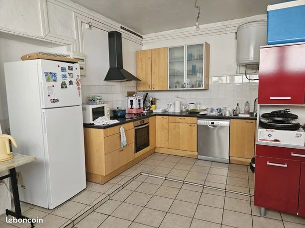 Photo 1 - Murs occupés Association ESPOIR Gentilly