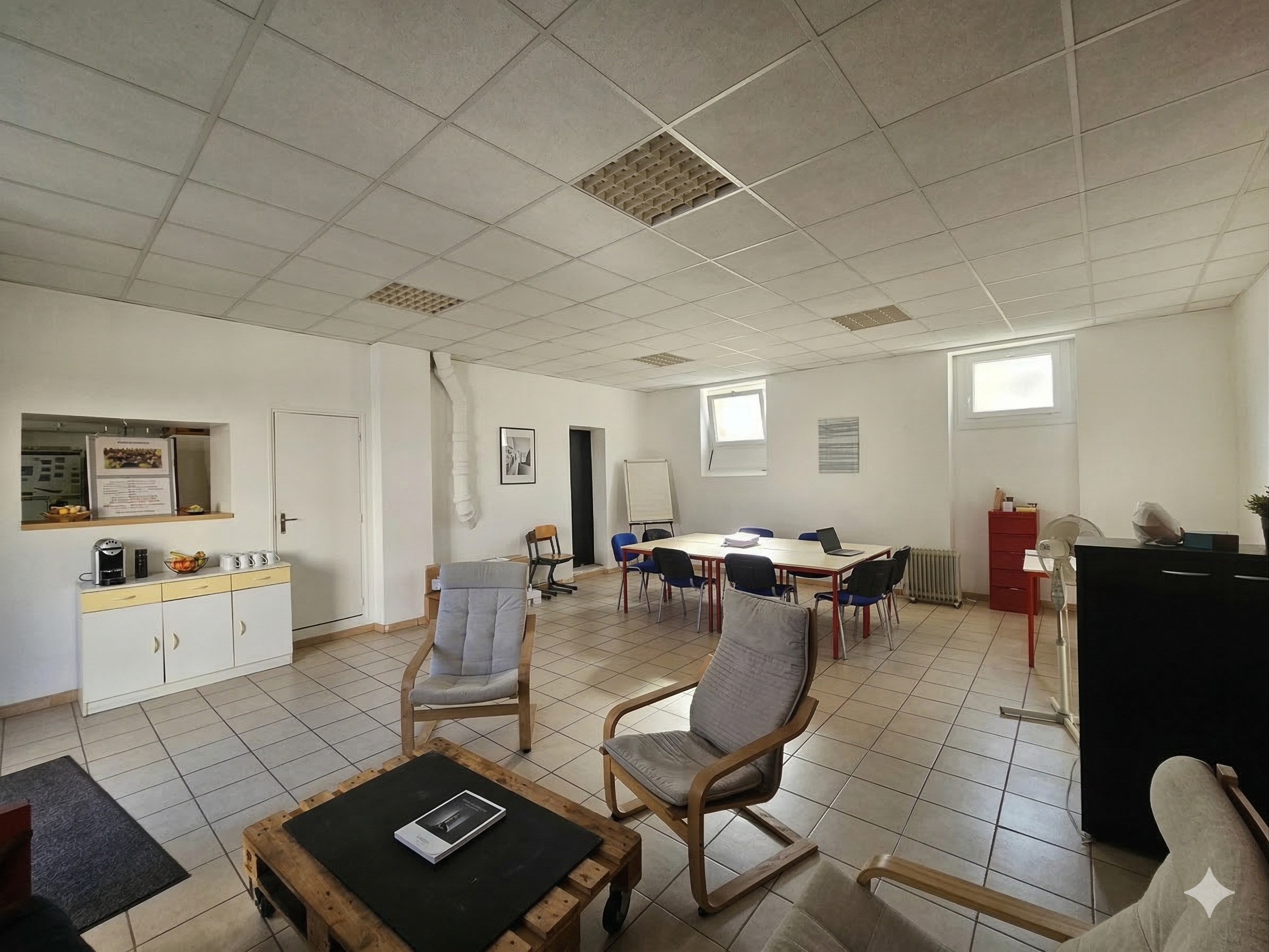 Photo 3 - Murs occupés Association ESPOIR Gentilly