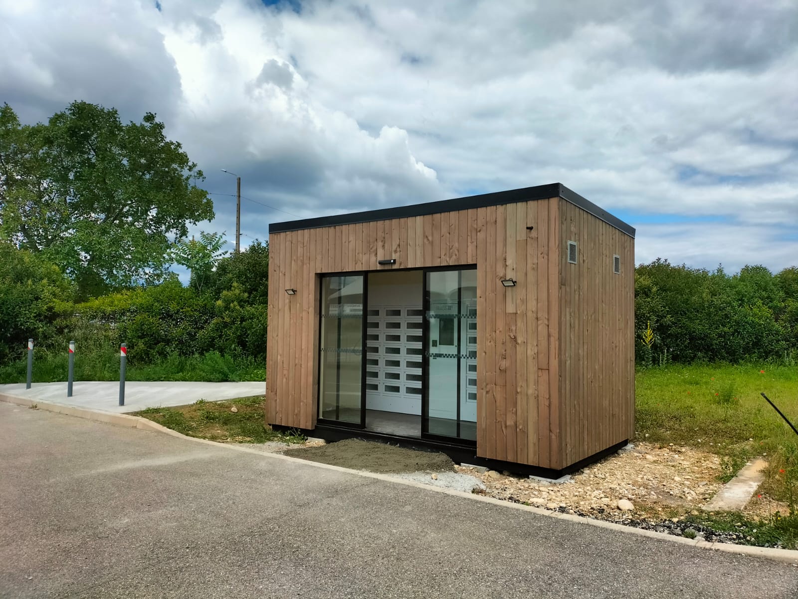 Photo 4 - OFF Market - Station service - Pizza automatique + Laverie autonome + Potentiel foncier station lavage - Renta 11%