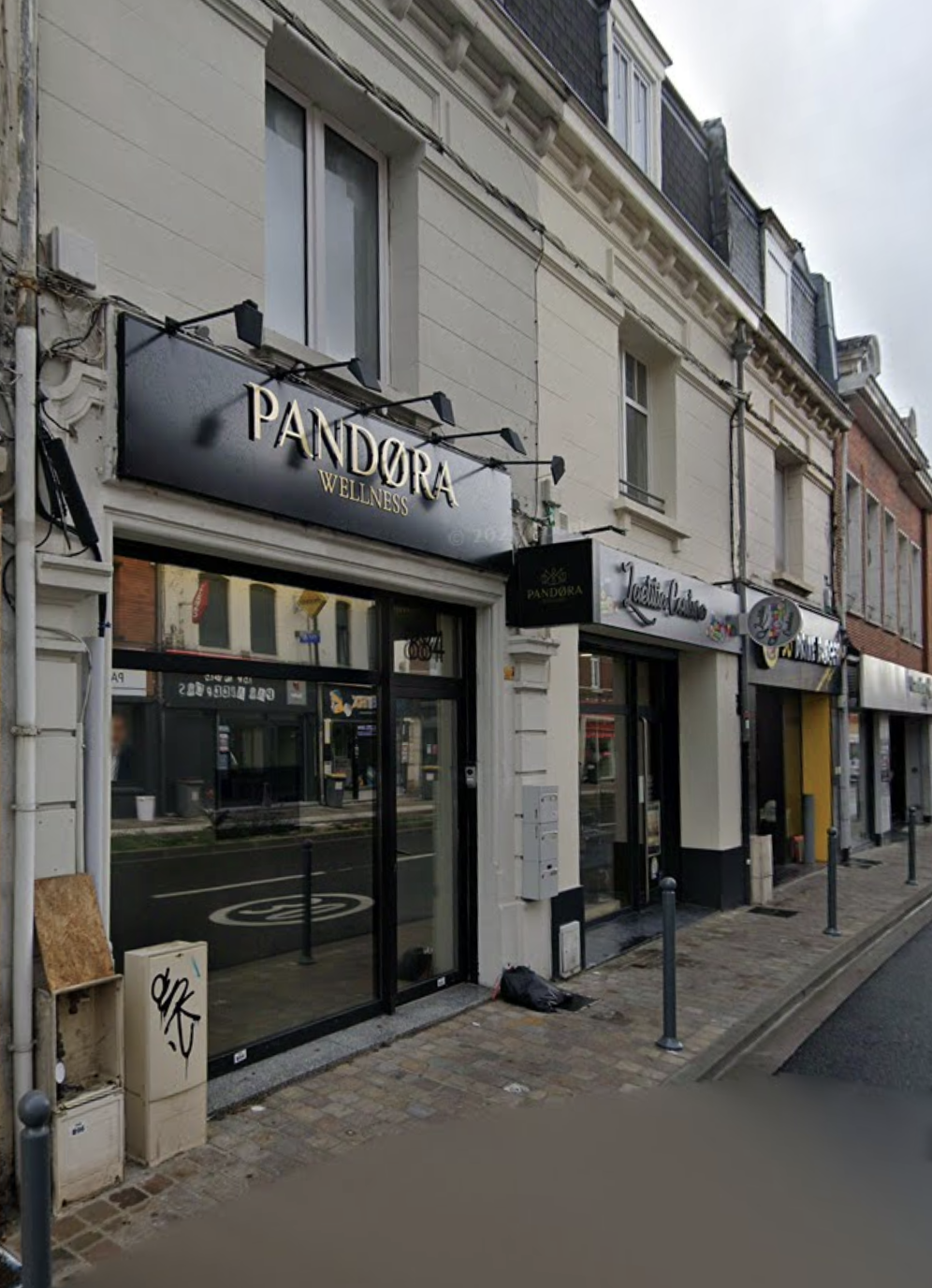 Photo 1 - OFF Market - SPA Haut de gamme - Pandora Wellness - Lille - Renta 7%
