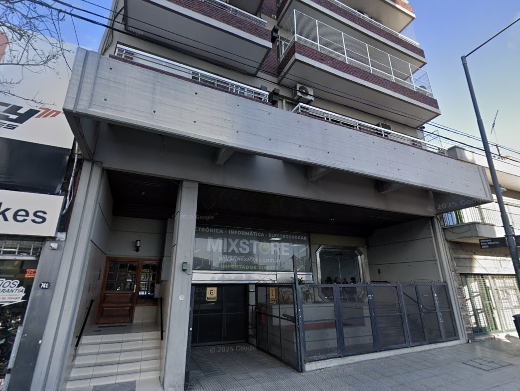 Av. San Martín 7438