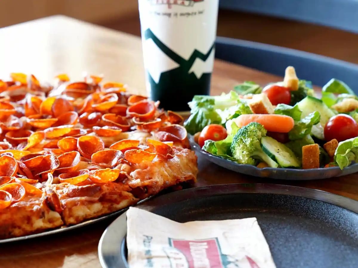 Endless Pizza Lunch Buffet
