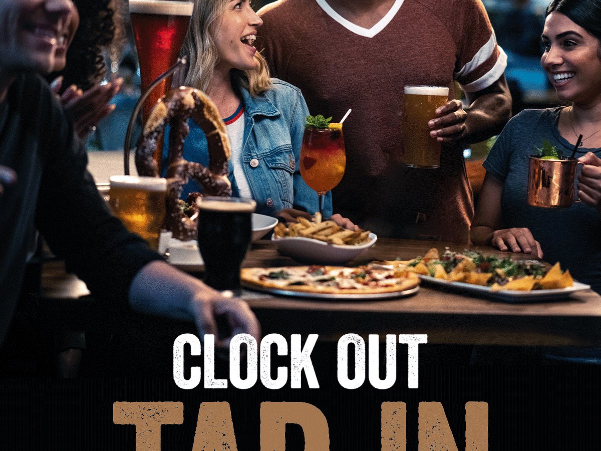 Happy Hour: 50% Off Pizzas & Apps