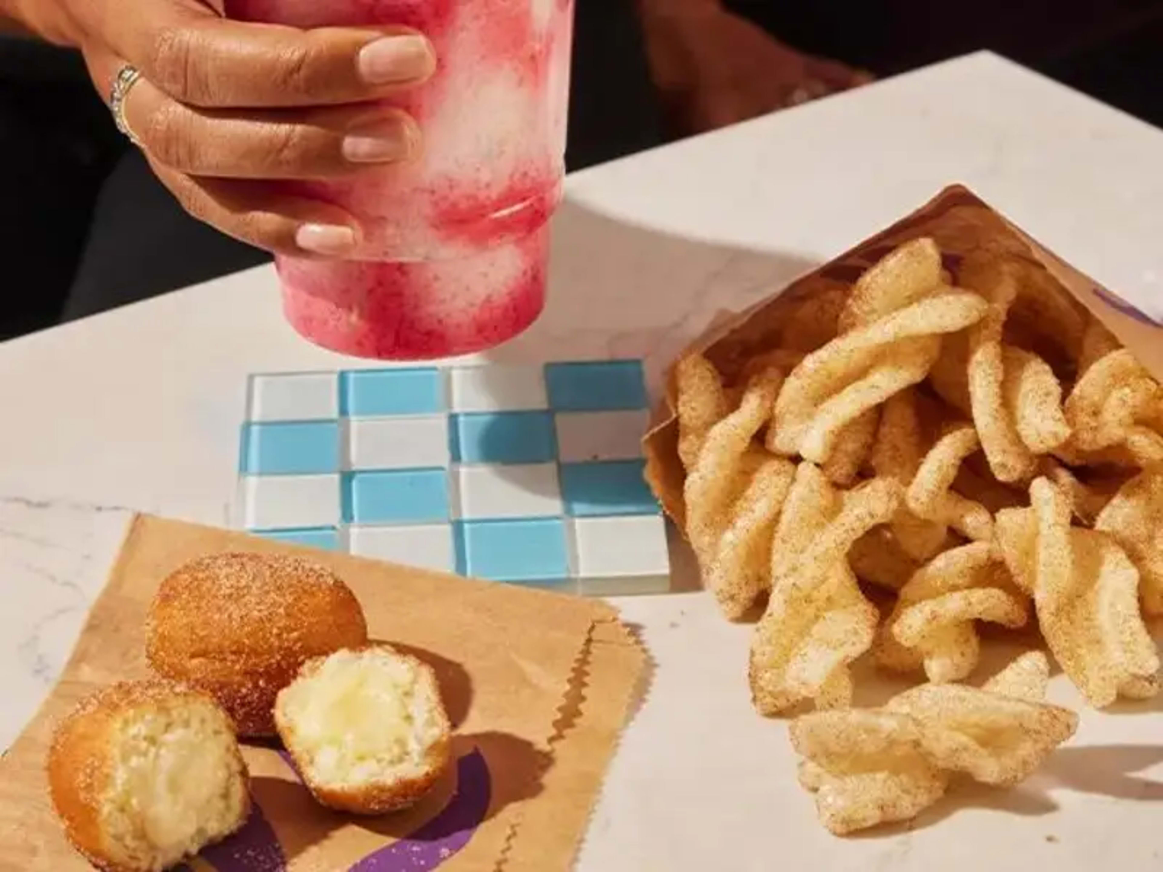 $0.99 Cinnabon Delights or Cinnamon Twists with $10+ Purchase - Rewards Members Only