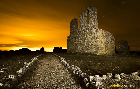 Ermita y muralla VALERIA