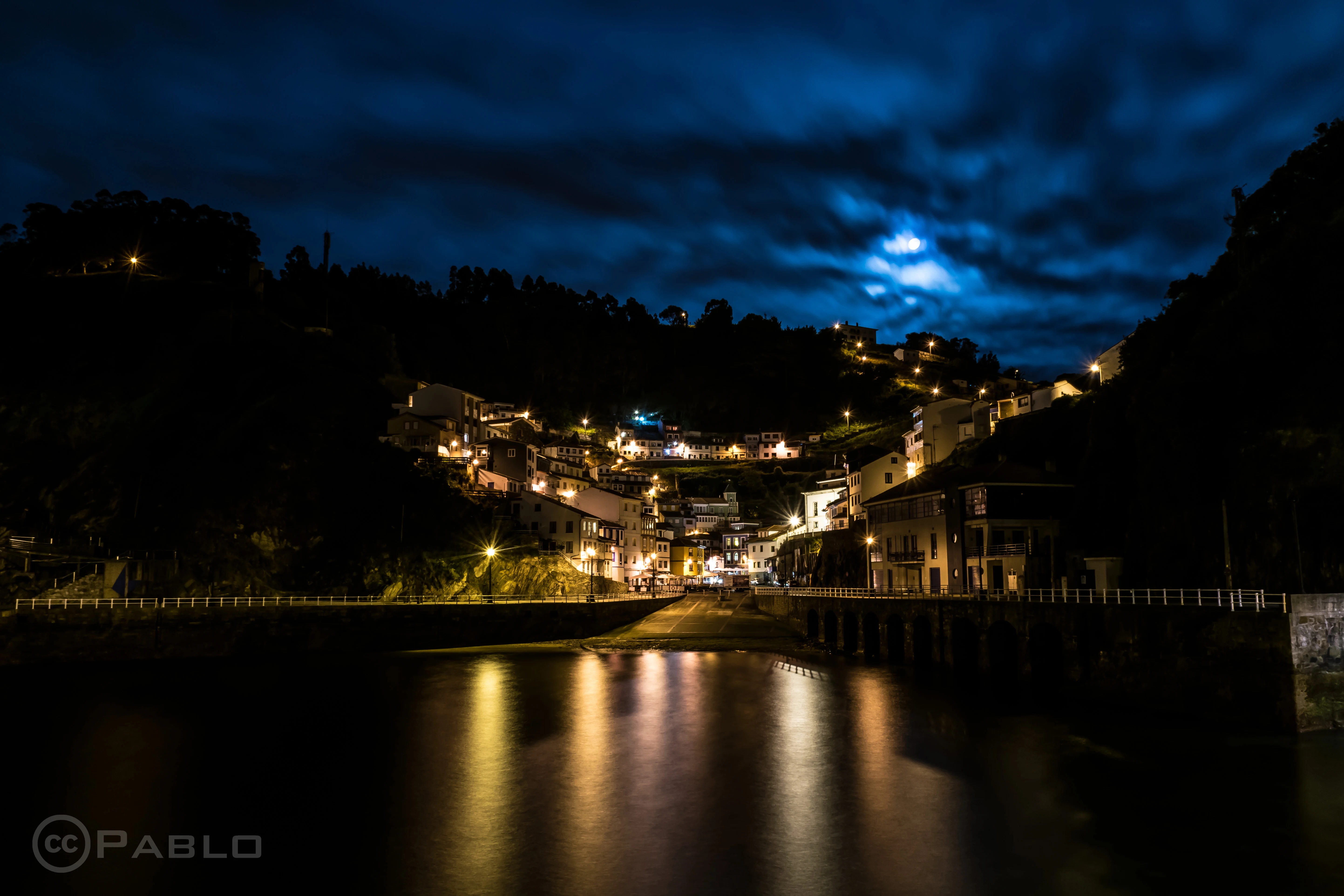 Noche en Cudillero