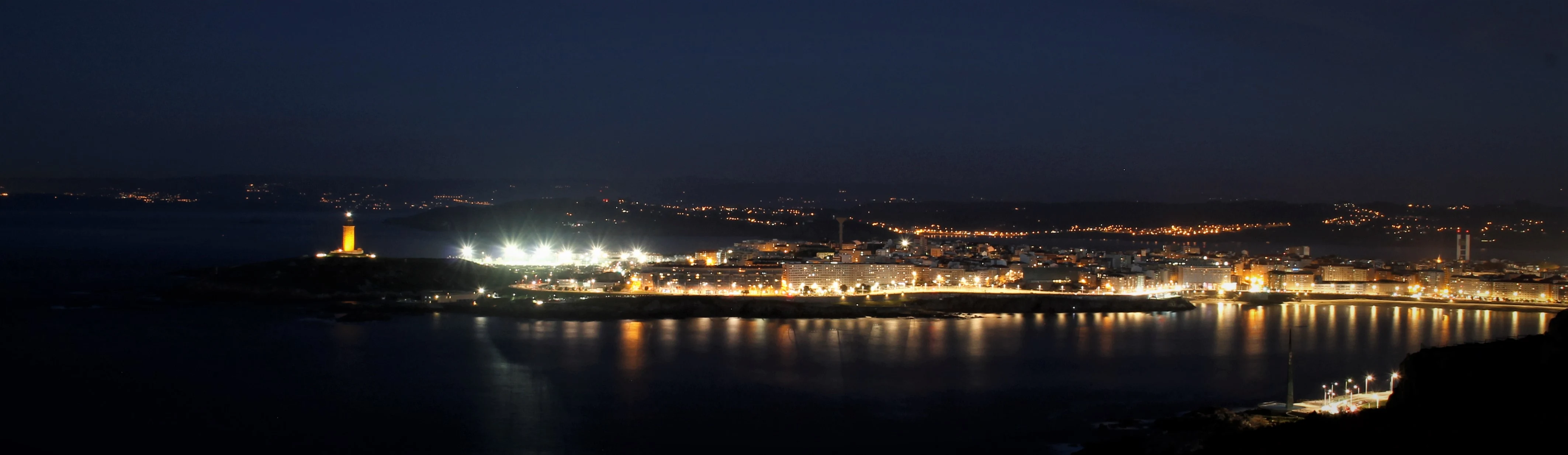 Coruña at night