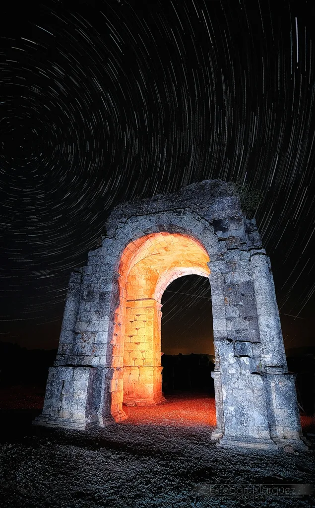 Roma Milenaria. Arco de Cáparra