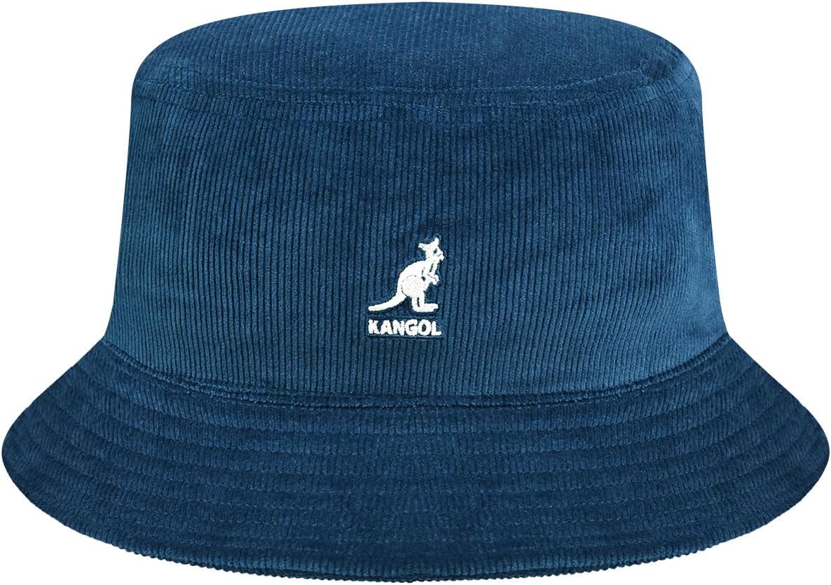 Chapeau En Velours Cotele