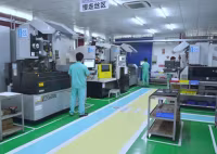 ワイヤーカット